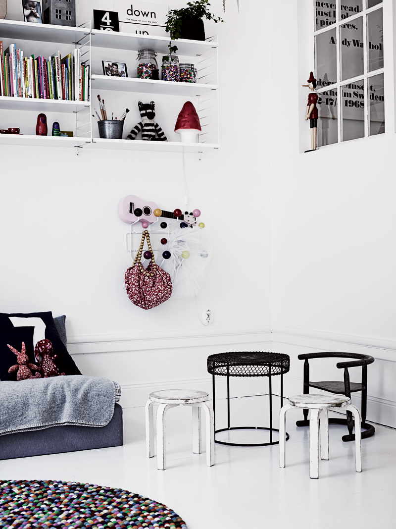 Stylish Stockholm apartment - via Coco Lapine