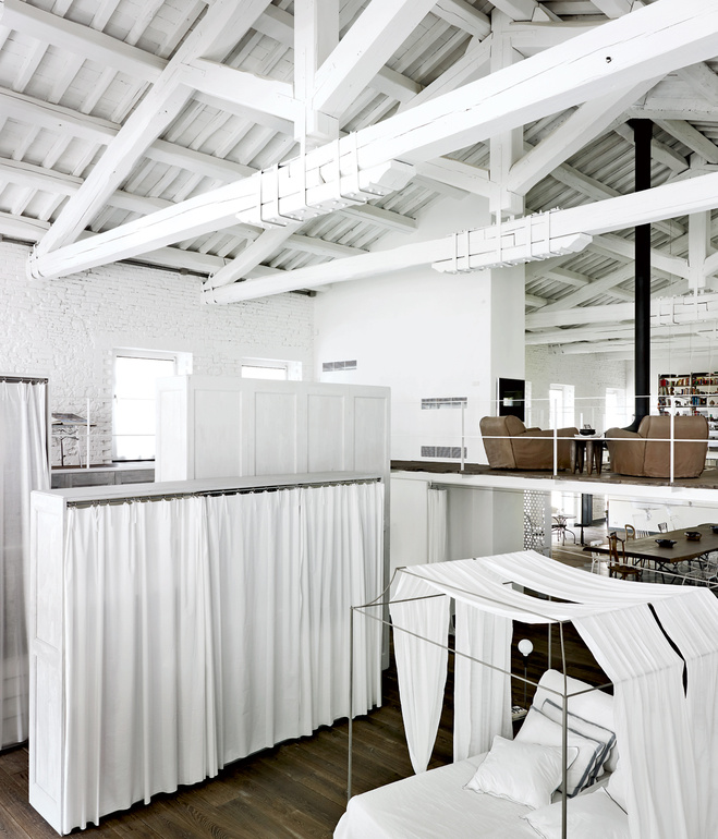 Old tabacco factory turned into an industrial loft - via Coco Lapine