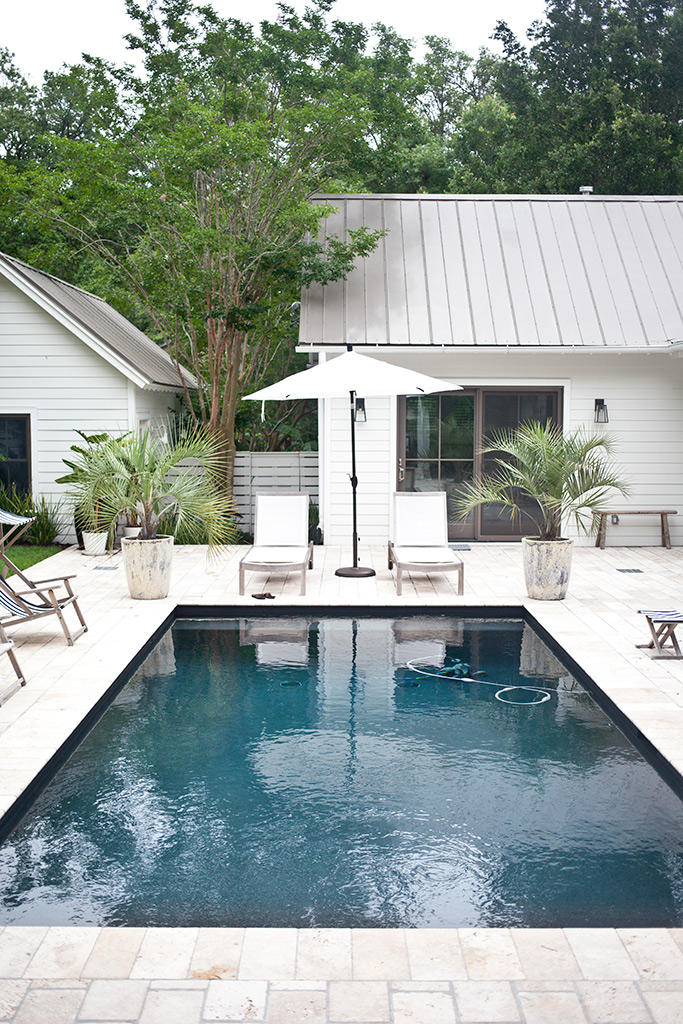By the pool, renovated bungalow - via Coco Lapine