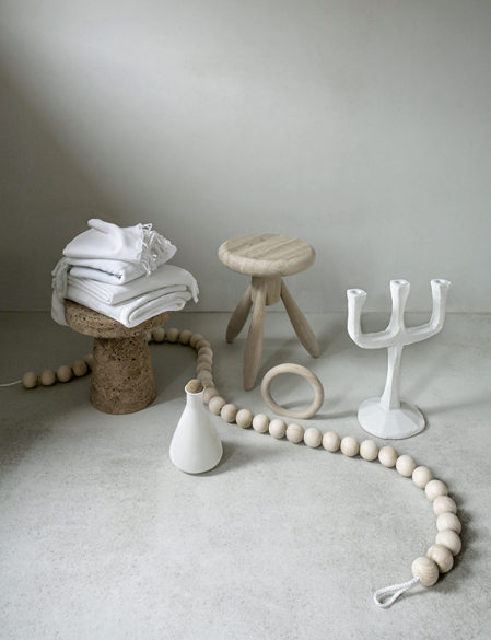 Lovely Styling by Stefanie Maas - via Coco Lapine